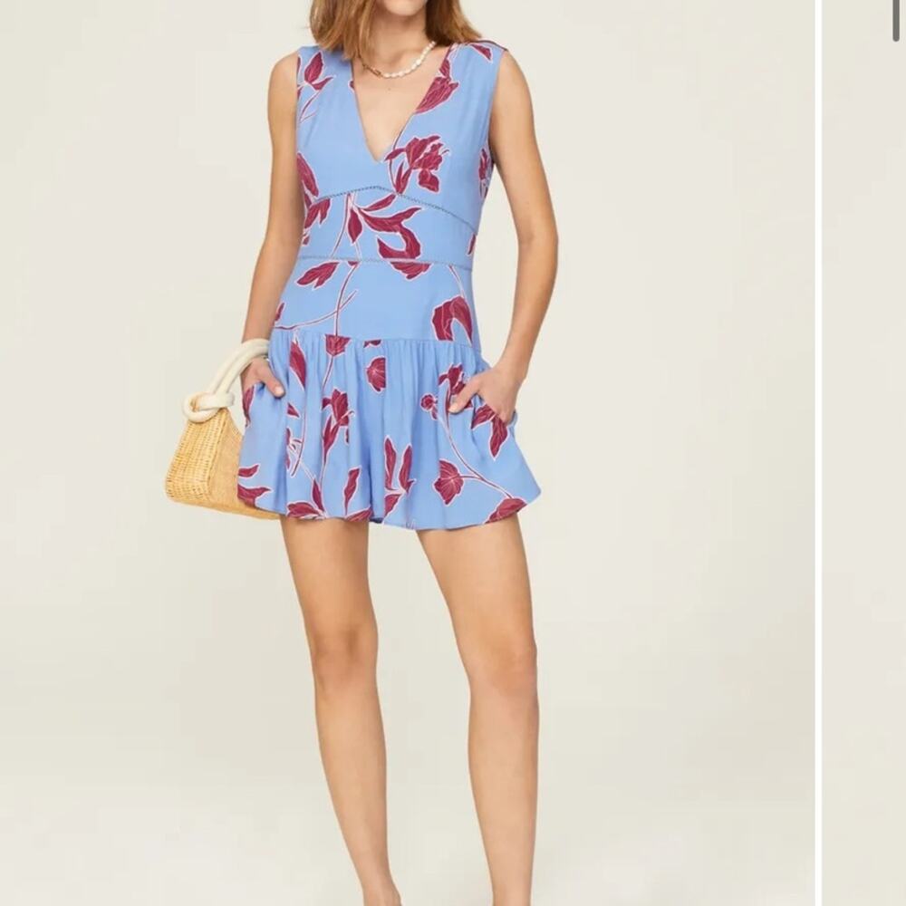 Thakoon Sleeveless Flowy floral Romper  Size 4